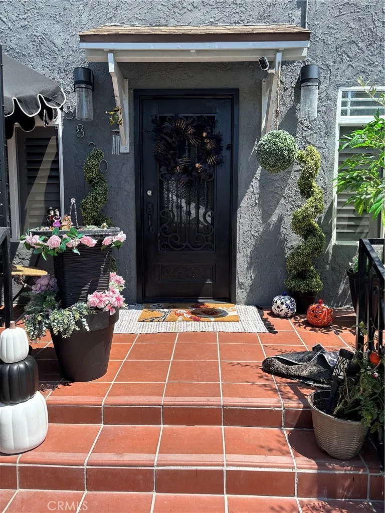 5820 Cimarron Street, Los Angeles, California 90047 home-pic-25